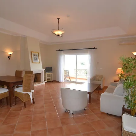 פארק נופש Colina 4*