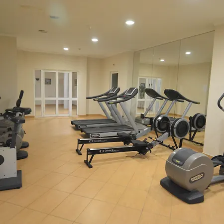 Colina פארק נופש 4*