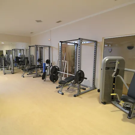 Colina פארק נופש 4*