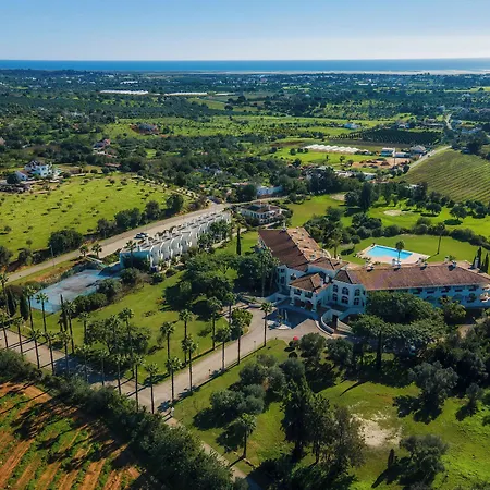 Colina 4*