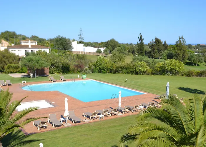 Colina 4*